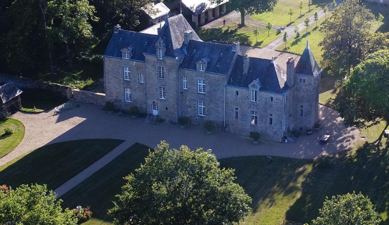 Chateau De Cadouzan Saint-Dolay Экстерьер фото