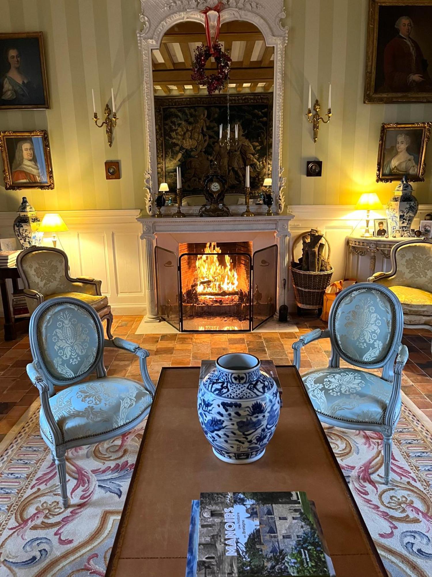 Chateau De Cadouzan Saint-Dolay Экстерьер фото
