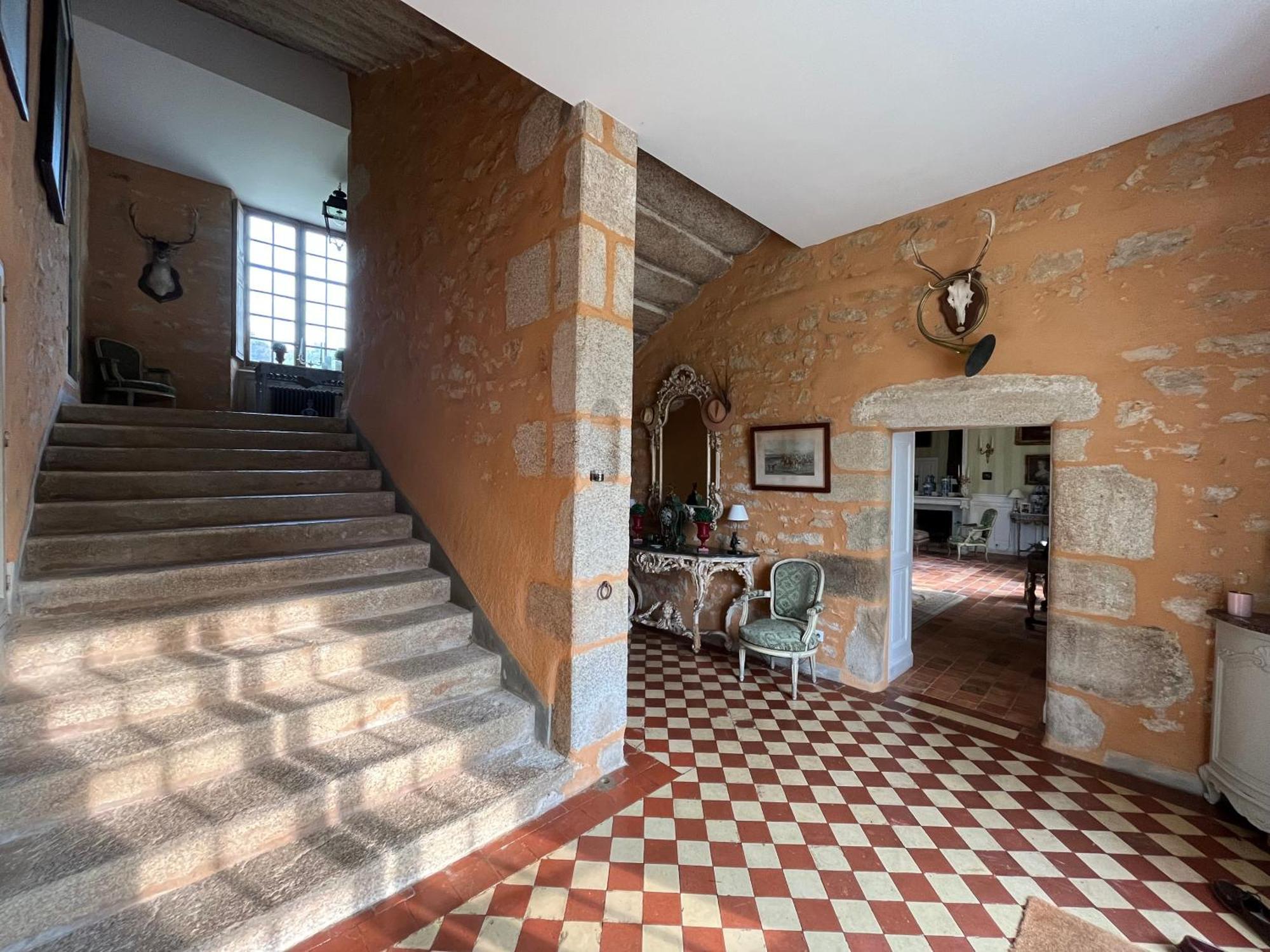 Chateau De Cadouzan Saint-Dolay Экстерьер фото